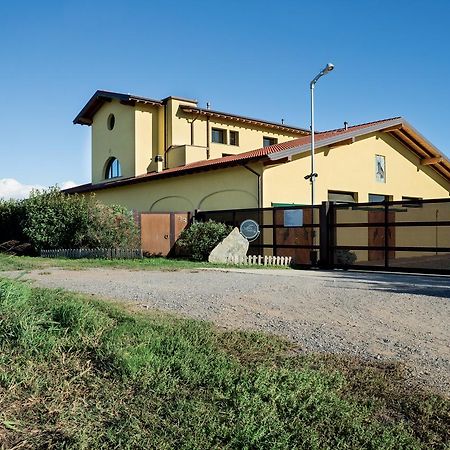 Agriturismo Camisi Qh Cambiago Exteriör bild