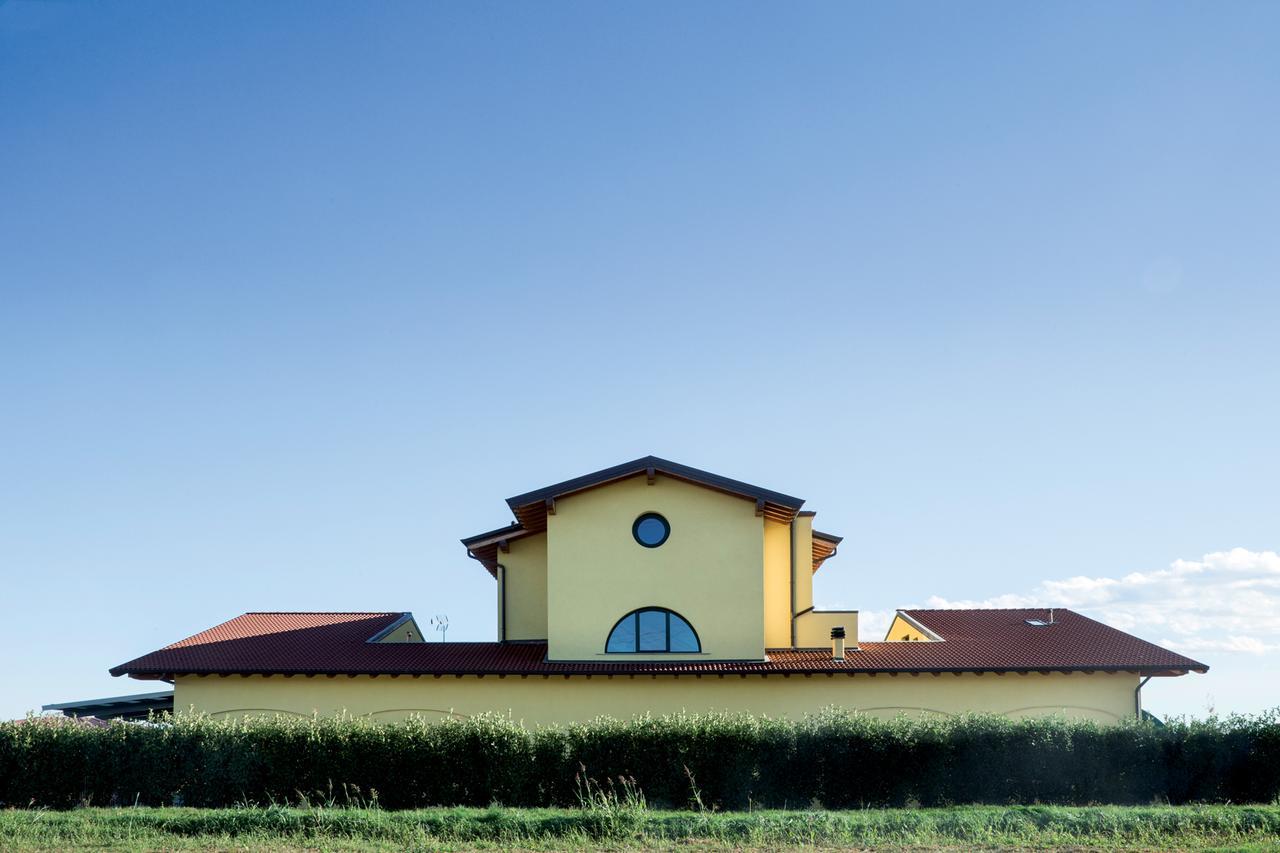 Agriturismo Camisi Qh Cambiago Exteriör bild